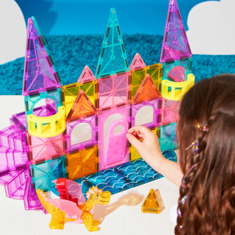 Castle 48 piece set / Magna-Tiles