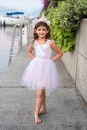 Dreamy Unicorn Dress Iridescent/Pink With Headband, SIZE US 5-6 / Great Pretenders